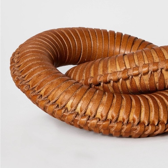 Round Leather Links Threshold Designed With Studio McGee - Picture 7 of 7